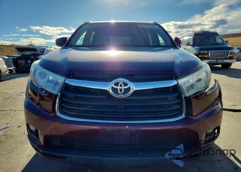 2016 Toyota Highlander Xle z USA, uszkodzony, nr VIN 5TDJKRFH9GS283960